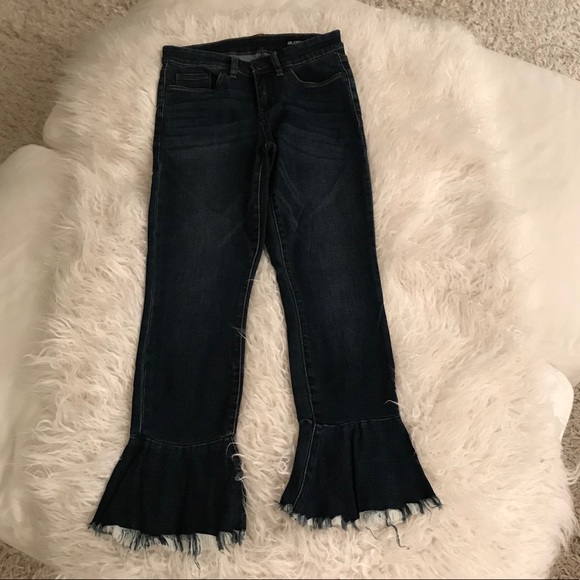 BLANK NYC SEXY AND DISTRESSED CROPPED JEANS 🤍✨ - Picture 9 of 9